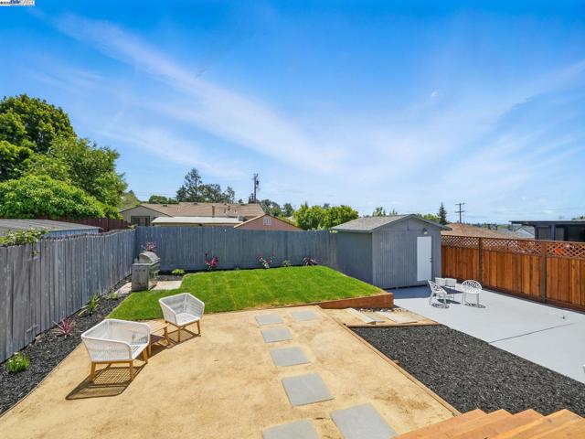 2579 Jacobs St, Hayward CA: https://media.crmls.org/mediaz/ac35a396-13de-4d07-91ca-ba2c8f21d703.jpg