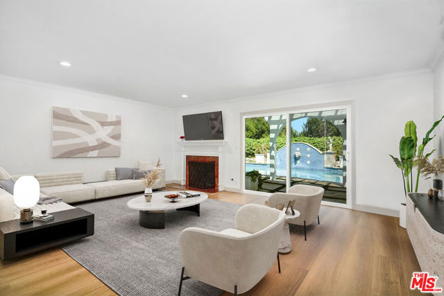 5020 Dantes View Drive, Agoura Hills CA: https://media.crmls.org/mediaz/ac3610ba-5fa3-4f03-86d6-1dba5035eb8b.jpg