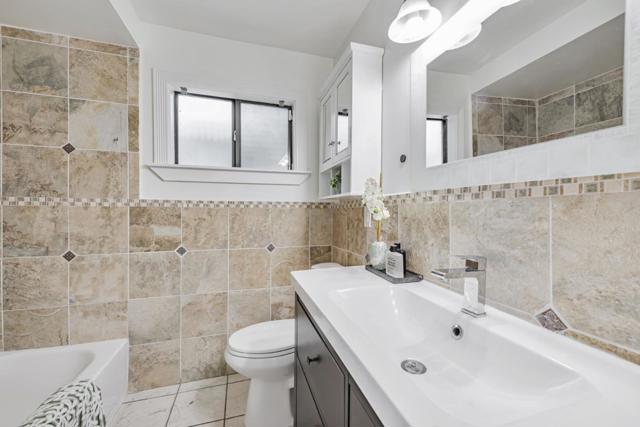 1312 Carlton Avenue, Menlo Park CA: https://media.crmls.org/mediaz/ac362133-fcb5-4faf-8bc4-15d46b026b9f.jpg