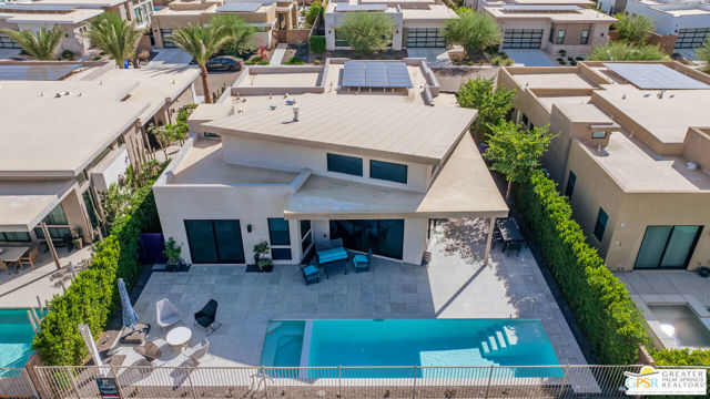 4321 Lumina Way, Palm Springs CA: https://media.crmls.org/mediaz/ac366d14-01c2-43b5-be20-3d7a7d842528.jpg