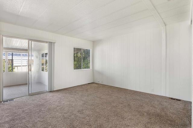 Detail Gallery Image 9 of 37 For 2130 Sunset Dr #55,  Vista,  CA 92081 - 2 Beds | 2 Baths
