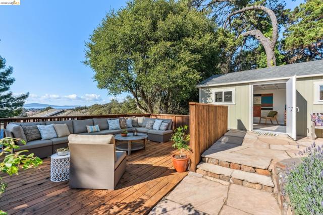 Image 42 of 51 For 5861 Bernhard Ave