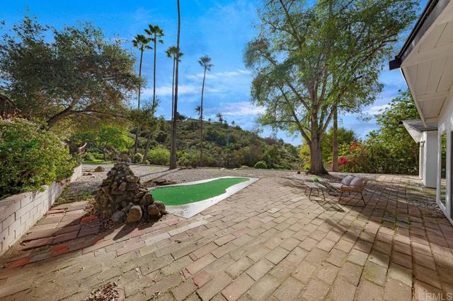 Detail Gallery Image 30 of 33 For 1602 Towell Ln, Escondido,  CA 92029 - 5 Beds | 3 Baths