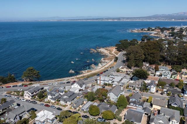 119 Fountain Avenue, Pacific Grove CA: https://media.crmls.org/mediaz/ac381d6a-59c8-4069-bf7b-956daf89b981.jpg