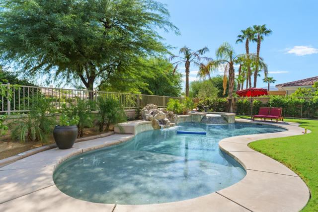 Image 6 of 44 For 1 Toscana Way