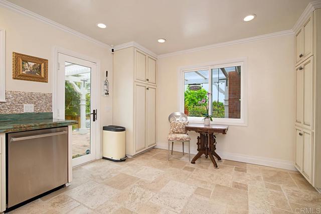 Detail Gallery Image 14 of 30 For 12941 via Esperia, Del Mar,  CA 92014 - 2 Beds | 1 Baths