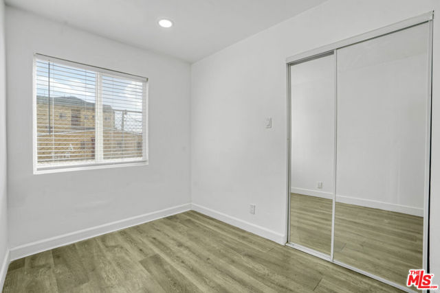 120 N Avenue 25, Los Angeles CA: https://media.crmls.org/mediaz/ac39dd63-9e3d-46b6-b02e-0e69f28a9fa5.jpg