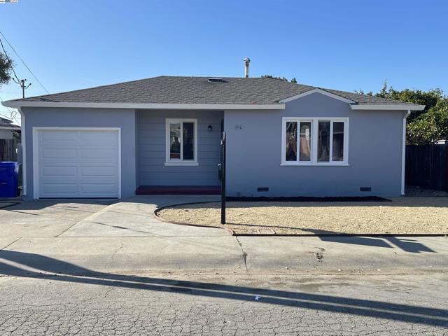15377 Churchill St, San Leandro CA: https://media.crmls.org/mediaz/ac3ad011-aa38-4b6e-90d7-04df8d5726b4.jpg