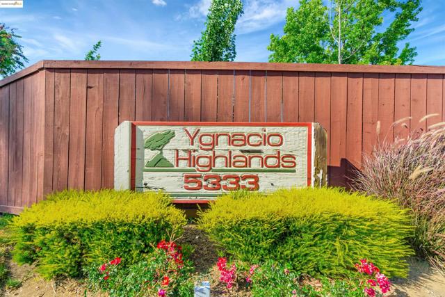5333 Park Highlands Blvd, Concord CA: https://media.crmls.org/mediaz/ac3b9f7b-464d-4b90-9cf7-8a6359182842.jpg