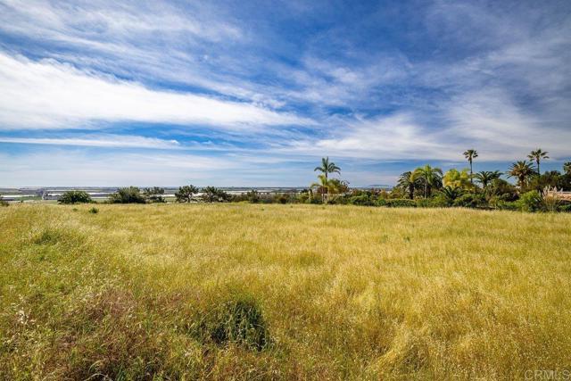 Detail Gallery Image 5 of 17 For 1009 Corte Barroso, Camarillo,  CA 93010 - – Beds | – Baths