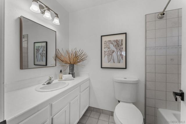 4182 Seri Street, San Diego CA: https://media.crmls.org/mediaz/ac3cccb9-6f06-4b44-be08-5916565388ce.jpg