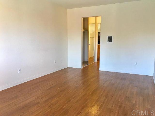 Detail Gallery Image 4 of 12 For 2360 Paseo De Laura #36,  Oceanside,  CA 92056 - 1 Beds | 1 Baths