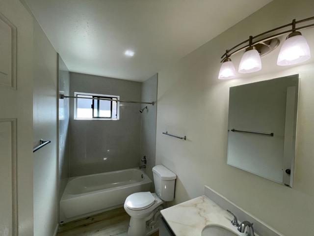 Image 11 of 26 For 4418 Hamilton