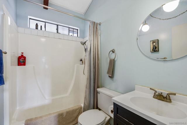 4426 MODEL A FORD LANE, El Cajon CA: https://media.crmls.org/mediaz/ac3f799a-1726-41f5-8fd7-6556f980d4d9.jpg