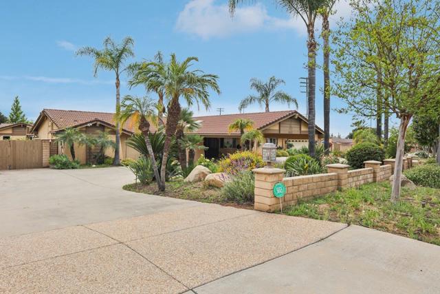 Detail Gallery Image 2 of 75 For 1943 Brookhurst Dr, El Cajon,  CA 92019 - – Beds | – Baths