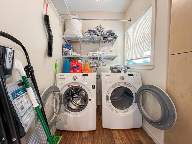 558 A Street, Hayward CA: https://media.crmls.org/mediaz/ac412f89-329d-4ba7-bd4f-a10a7a35bcf7.jpg
