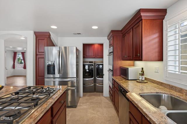 Detail Gallery Image 31 of 57 For 264 Hollywood Bld, Oxnard,  CA 93035 - 4 Beds | 3 Baths