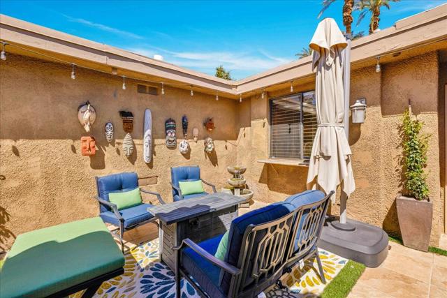 43 Sunrise Drive, Rancho Mirage CA: https://media.crmls.org/mediaz/ac430d1e-974f-450f-8da8-bf89773d645b.jpg
