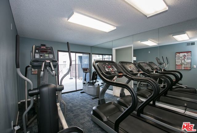 1940 N HIGHLAND Avenue, Los Angeles CA: https://media.crmls.org/mediaz/ac432d4c-dc7d-40ec-a72b-37a2c436943f.jpg