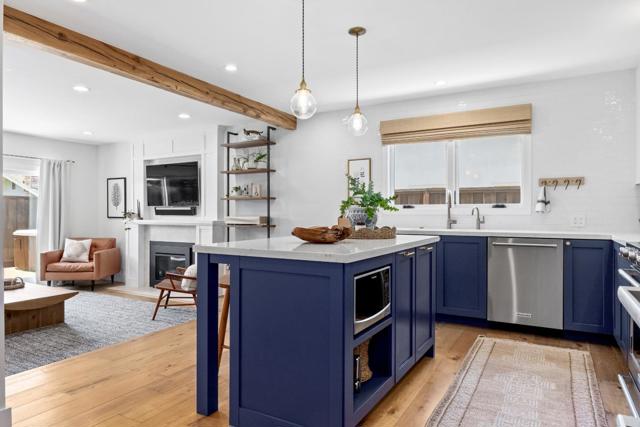 5090 Chiquita Way, Soquel CA: https://media.crmls.org/mediaz/ac43fb98-96ff-45ad-aa20-bfd5e16d53dd.jpg