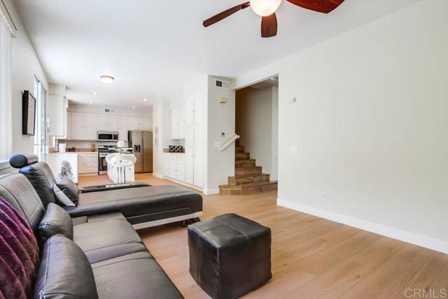 Detail Gallery Image 9 of 45 For 4455 Milano Way, Oceanside,  CA 92057 - 4 Beds | 2/1 Baths