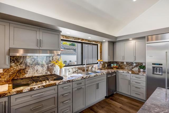 28069 Heron Court, Carmel Valley CA: https://media.crmls.org/mediaz/ac4580d6-0d74-4420-9499-0d1b425f7923.jpg