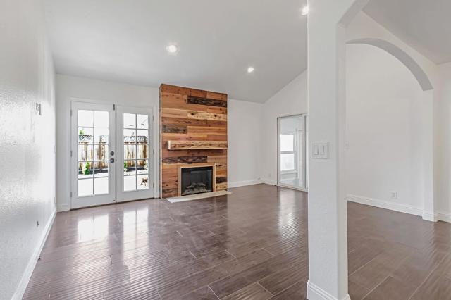 738 Shawnee Lane, San Jose CA: https://media.crmls.org/mediaz/ac489c06-259d-4556-b885-9514cca9dffc.jpg