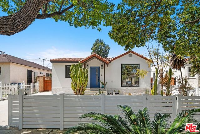 3635 Wesley Street photo 3