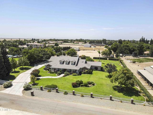 Image 6 of 69 For 211 Moon Ranch Street