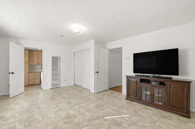 Detail Gallery Image 18 of 28 For 5566 Streamview, San Diego,  CA 92105 - 4 Beds | 1 Baths