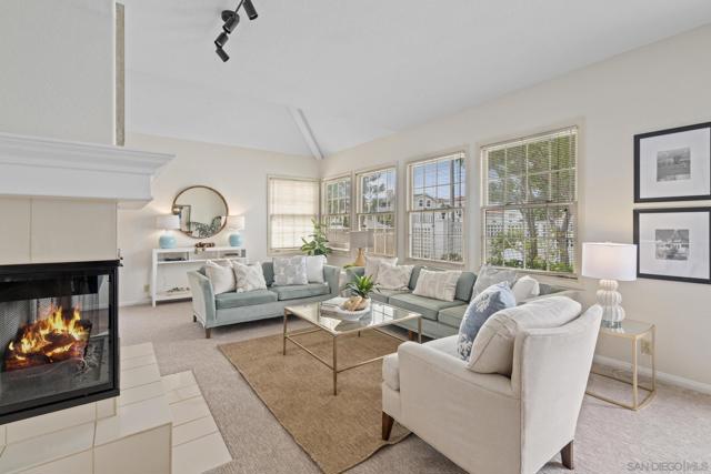 717 C Ave, Coronado CA: https://media.crmls.org/mediaz/ac4c241e-15b1-44da-8506-9faba173995f.jpg