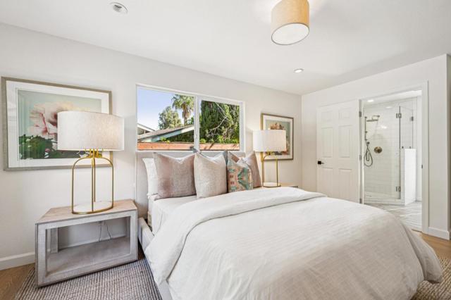822 Mesa Court, Palo Alto CA: https://media.crmls.org/mediaz/ac4c9888-9d6a-4372-8e89-348617c025ab.jpg