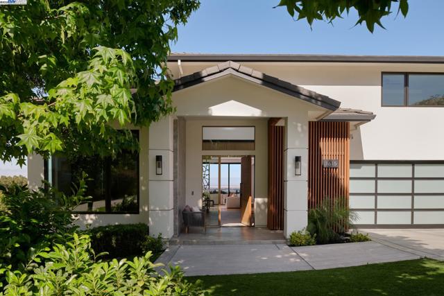 1615 Vinehill Court, Fremont CA: https://media.crmls.org/mediaz/ac4d7c11-fe9d-45bf-bc54-14c2209fd3bc.jpg