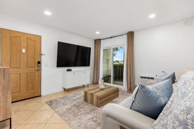 Detail Gallery Image 8 of 36 For 830 W Lincoln Ave #171,  Escondido,  CA 92026 - 2 Beds | 1 Baths