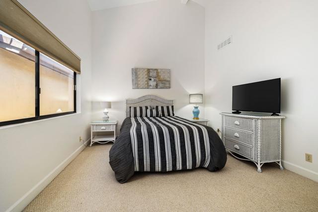 162 Lost River Drive, Palm Desert CA: https://media.crmls.org/mediaz/ac4eb2d2-8106-4a84-b8bc-109e58167c1f.jpg