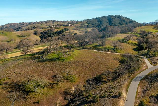27 Pronghorn Run (Lot 125), Carmel CA: https://media.crmls.org/mediaz/ac4ef175-dd28-4df9-9d0c-3fb1493cb52a.jpg
