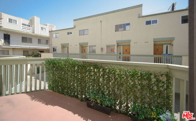 1818 Butler Avenue, Los Angeles CA: https://media.crmls.org/mediaz/ac4f078e-783c-4fbd-bc41-bc06f5903179.jpg