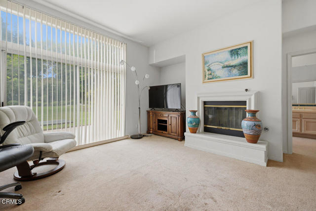 1251 Via Latina Drive, Camarillo CA: https://media.crmls.org/mediaz/ac4f1dca-40ee-48a6-8f87-4d437c4a5ca5.jpg