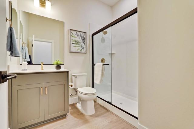536 SoMi Court, Hayward CA: https://media.crmls.org/mediaz/ac4f9200-c20e-449f-aa28-436e597ff875.jpg