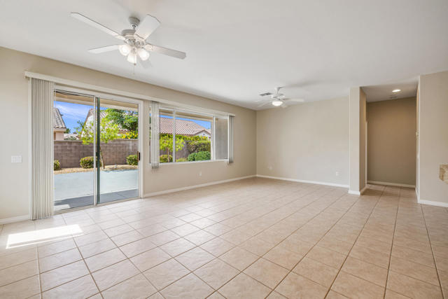 78687 Stansbury Court, Palm Desert CA: https://media.crmls.org/mediaz/ac4fef88-2796-4eb8-8125-a0b760238bfa.jpg