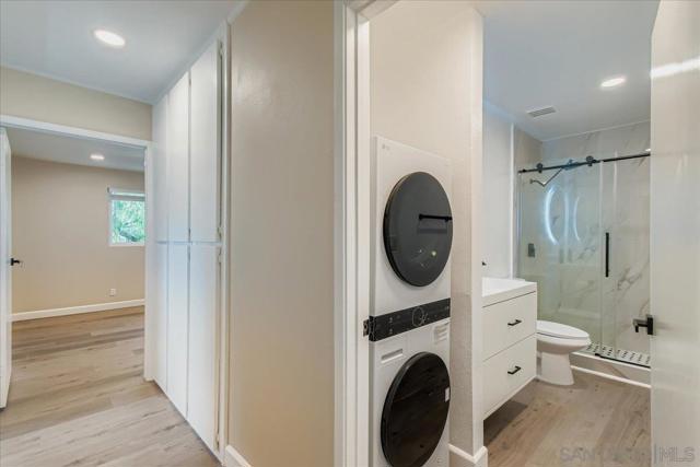 9881 Caminito Cuadro, San Diego CA: https://media.crmls.org/mediaz/ac50205b-ef42-4628-adca-5ebf23e5f507.jpg