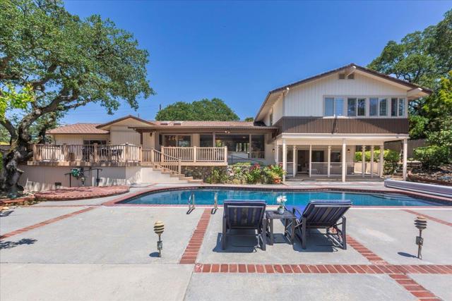 17095 Summit Way, Los Gatos CA: https://media.crmls.org/mediaz/ac5067bb-9212-4dd9-9912-a57b8bcbaa47.jpg