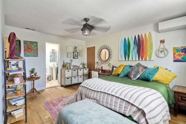 Detail Gallery Image 9 of 34 For 1080 Buena Pl, Carlsbad,  CA 92008 - – Beds | – Baths