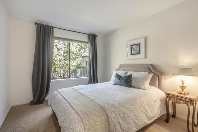 3334 Brittan Avenue, San Carlos CA: https://media.crmls.org/mediaz/ac51a07c-73d8-4f99-8178-eb16f775dfce.jpg