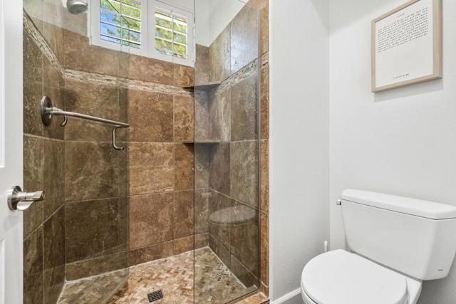 19 Sherwood Road, Rancho Mirage, CA 92270