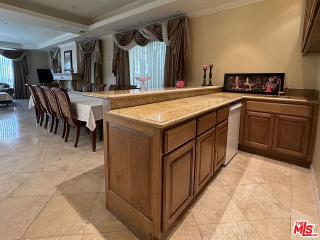 458 S Clark Drive, Beverly Hills CA: https://media.crmls.org/mediaz/ac52c841-3b8c-4dcf-a4bf-383f0bdd743e.jpg