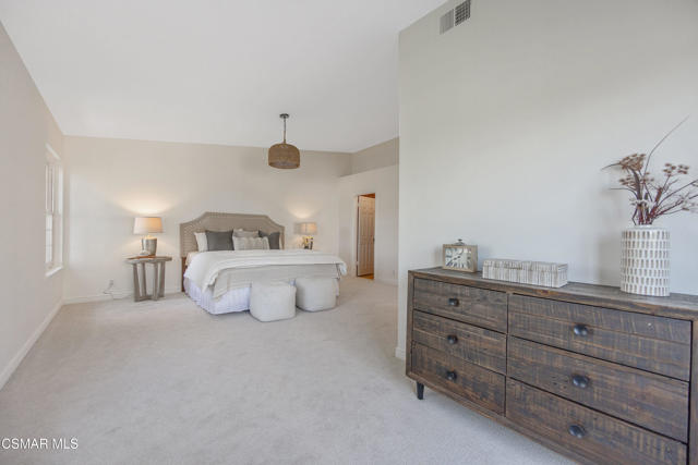 30979 Old Colony Way, Westlake Village CA: https://media.crmls.org/mediaz/ac532941-d623-413a-85d6-f9c6a2f426c7.jpg