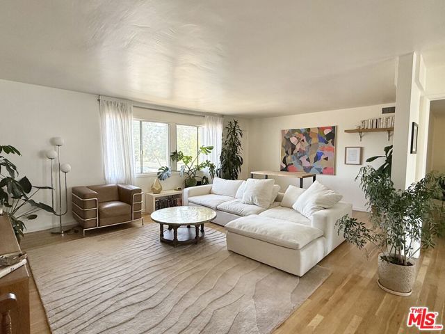 6000 Coldwater Canyon Avenue, 2 photo 3