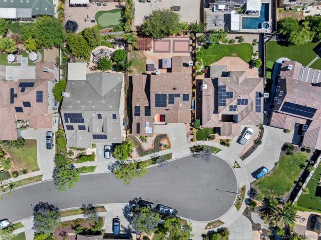 2954 Rangpur Court, Escondido CA: https://media.crmls.org/mediaz/ac56877d-2949-46b9-81ad-0b57baead4f9.jpg