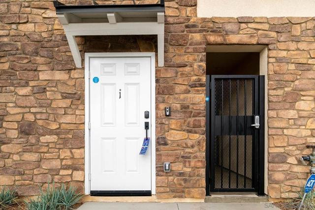 150 S Myers St, Oceanside CA: https://media.crmls.org/mediaz/ac5698b2-95f9-49bb-a3f8-e915b3d41822.jpg